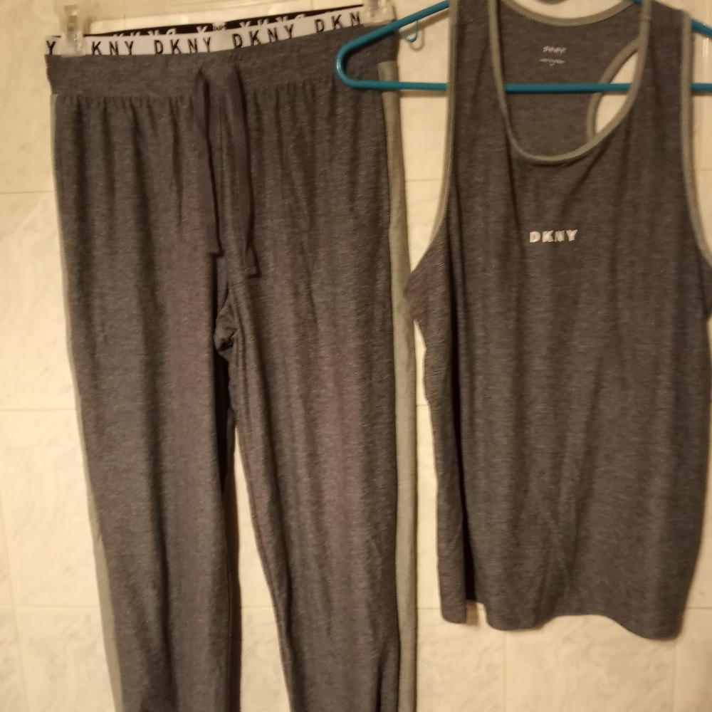 DKNY OUTFIT